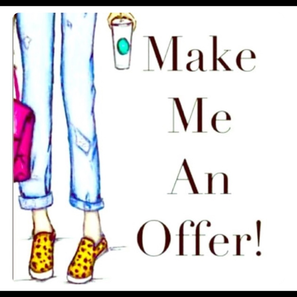 👛OFFERS ARE WELCOME👛